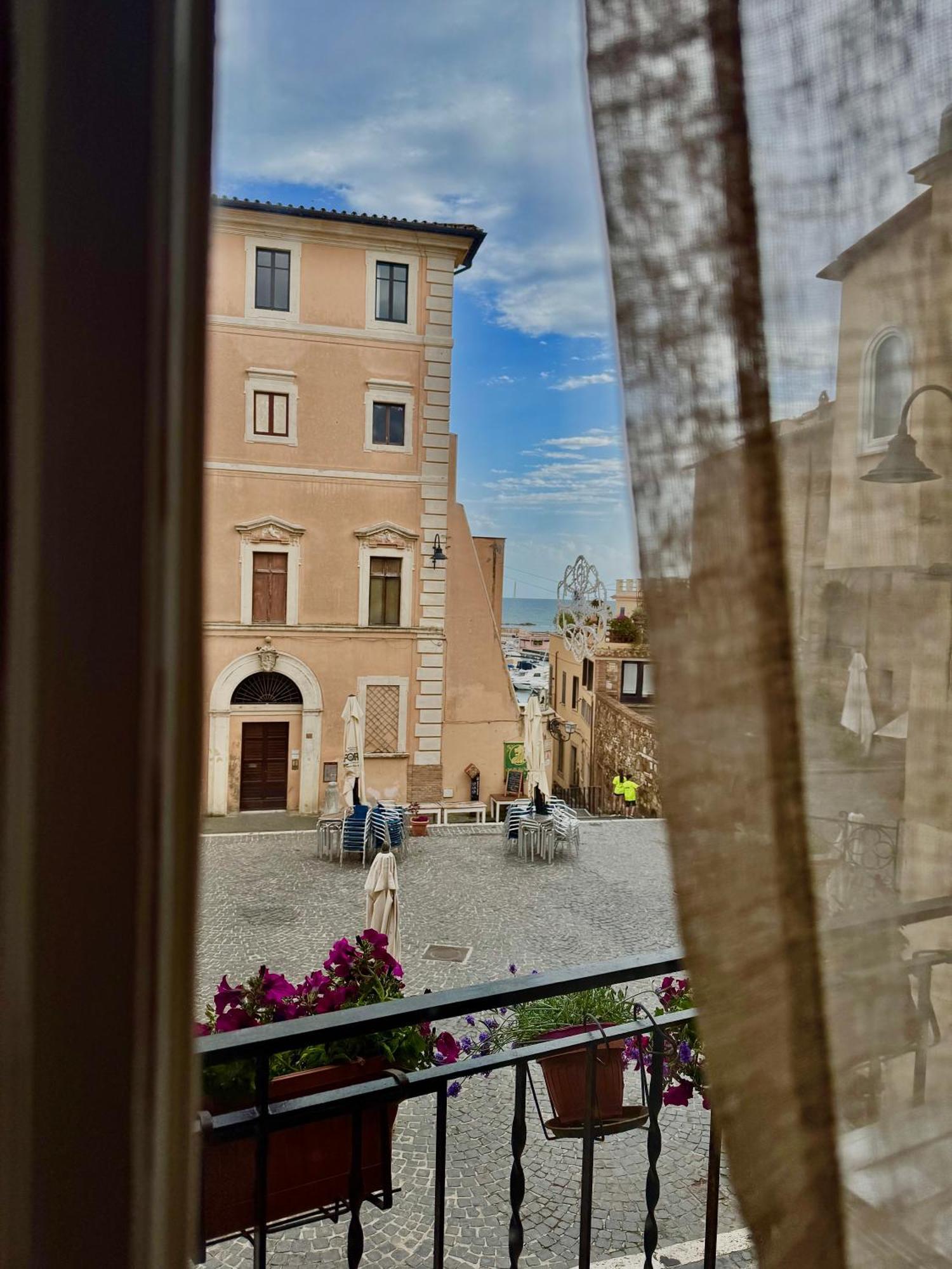 Il Vicolo B&B Giubileo Nettuno Zewnętrze zdjęcie
